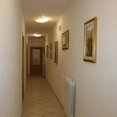 Hotel Ristorante Pizzeria La Bocca Di Bacco 3*